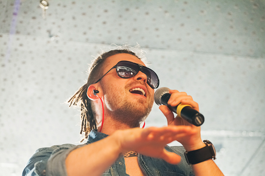 «Коламбия Пикчерз не представляет»: фоторепортаж с выступления группы Банд’Эрос