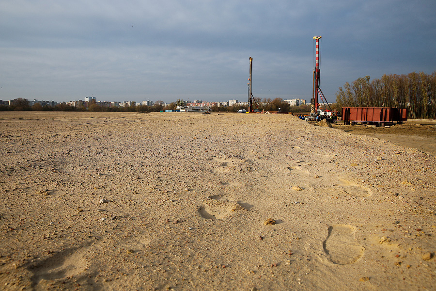 Сомнений нет: министр Мутко уверен, что стадион нужно строить на Острове
