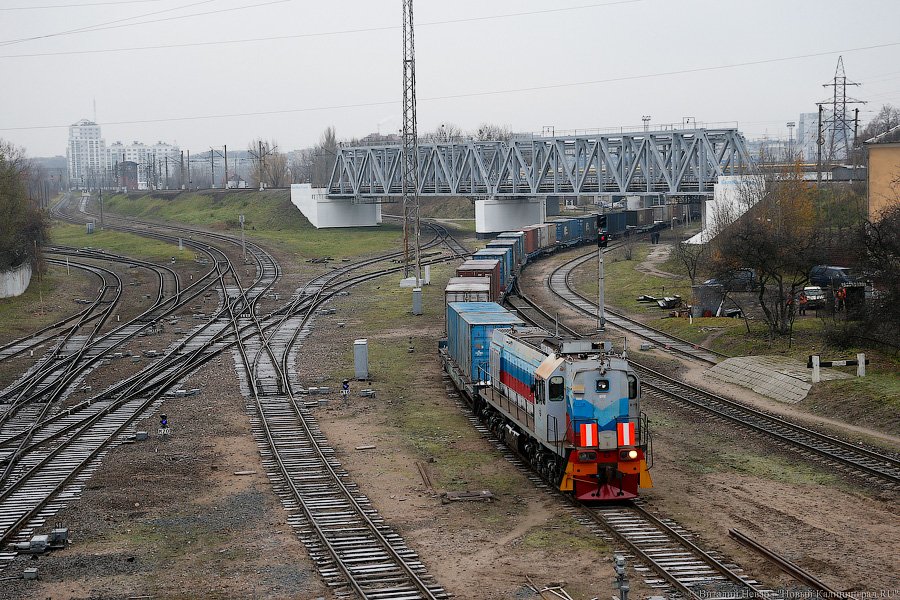 Двухполосный и антипешеходный: после ремонта открылся мост на Суворова (фото)
