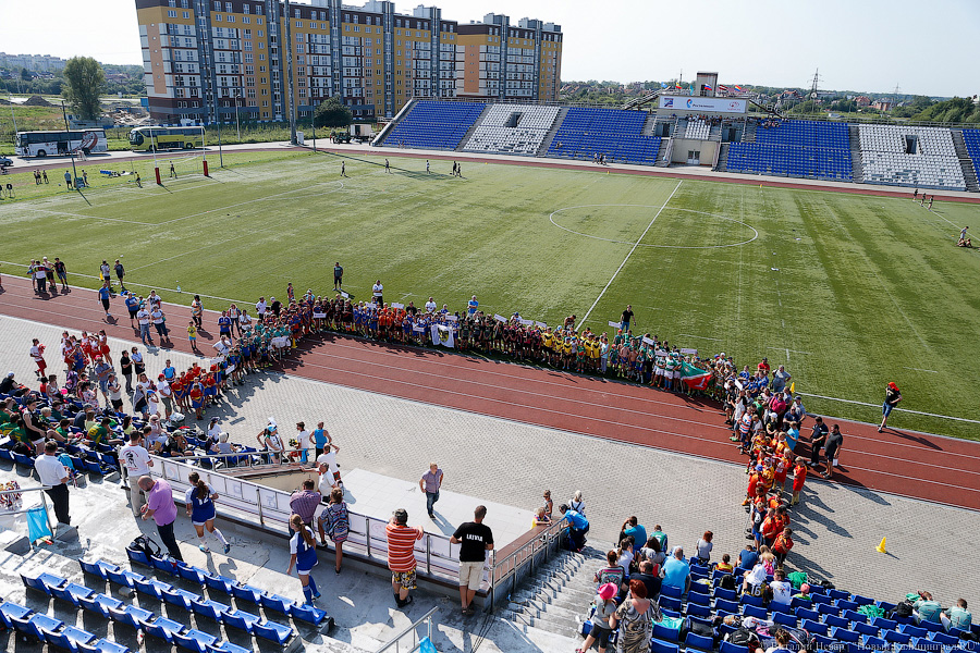 С овальным мячом: как в Калининграде прошёл турнир по регби (фото)