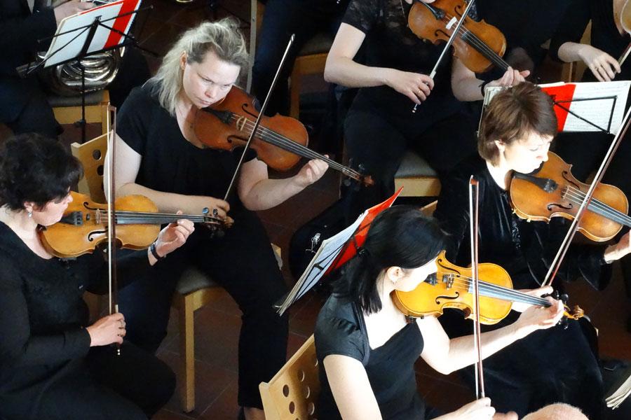 Жителей калининградской глубинки познакомят с шедеврами классической музыки