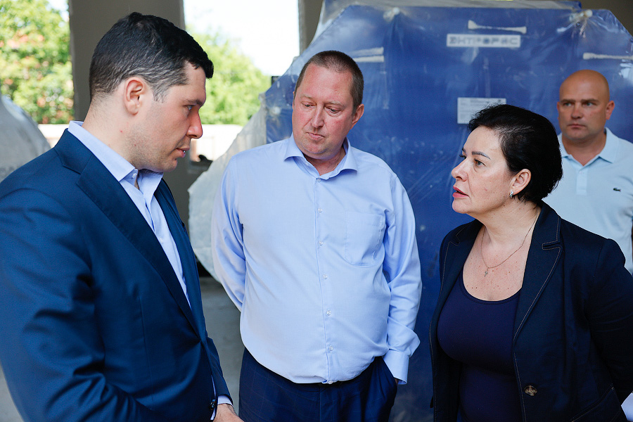 Как Алиханов завязал шнурки министру, зашёл в тоннель и «дал» полякам уголь (фото)