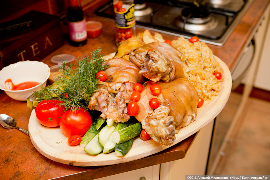 Свиная рулька с удовольствием: повар Евгений Ерошкин на «Открытой кухне» у Олега Скворцова