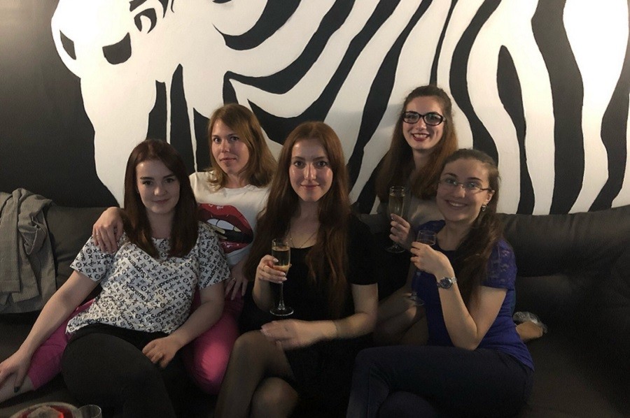 Майские праздники, а погода не радует?