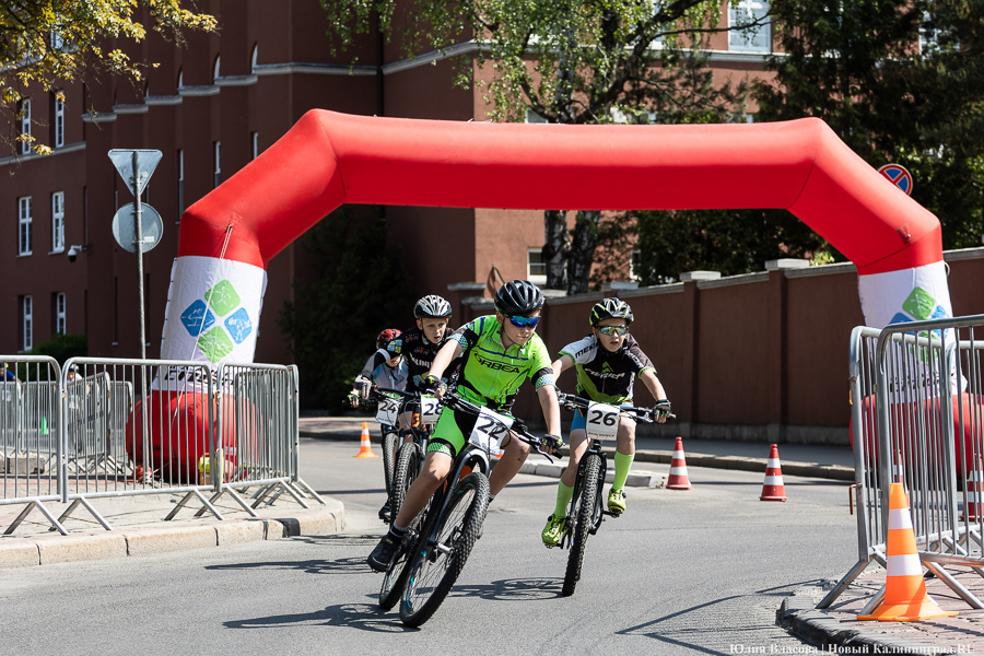 Катись оно всё: в Калининграде прошёл День колеса (фото)