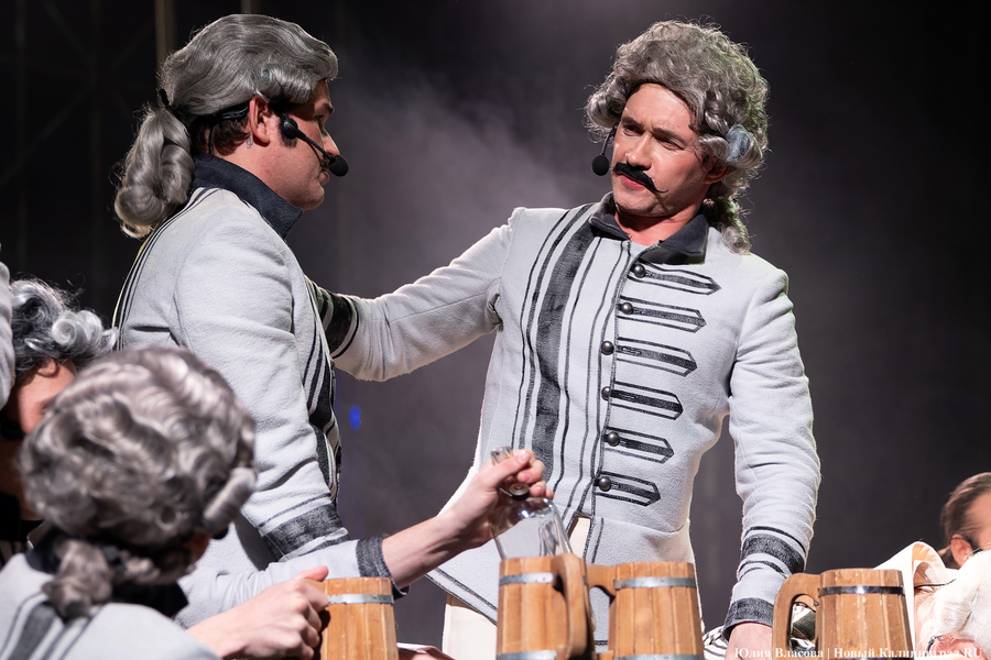 Два мира, две правды: в Музыкальном театре поставили мюзикл «Капитанская дочка» (фото)