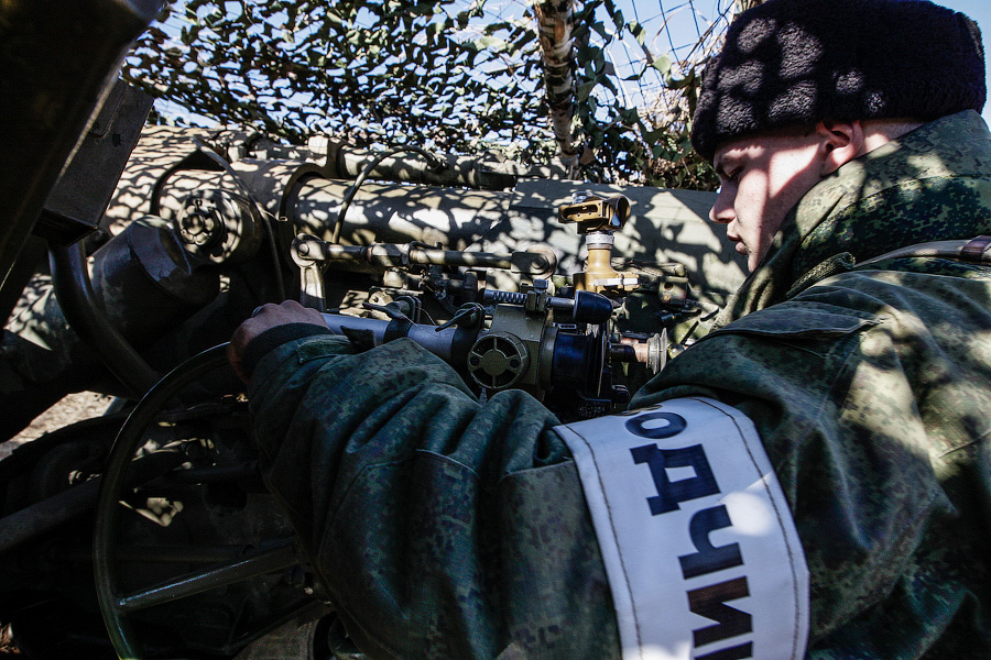 «Стреляют...»: учения на артиллерийском полигоне (фото)