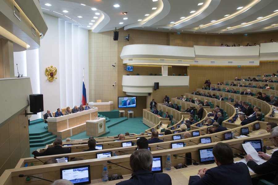 В Совфеде предложили учредить звание почётного гражданина России