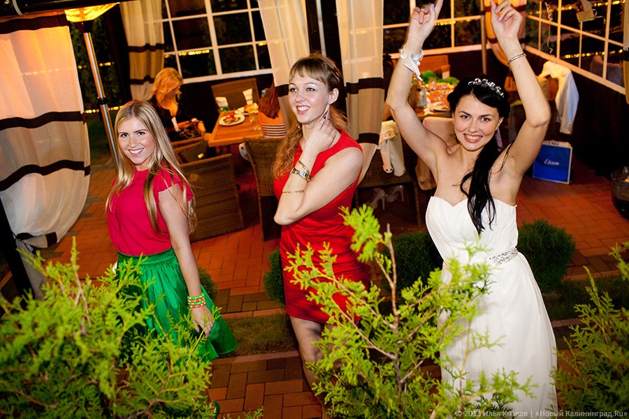 Танцы на воде: фоторепортаж с открытия клубного проекта «Воздух»