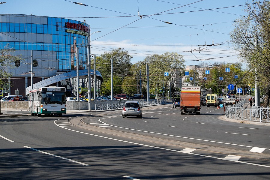 Конец мучений и брусчатки: Киевскую полностью открыли после ремонта (фото)