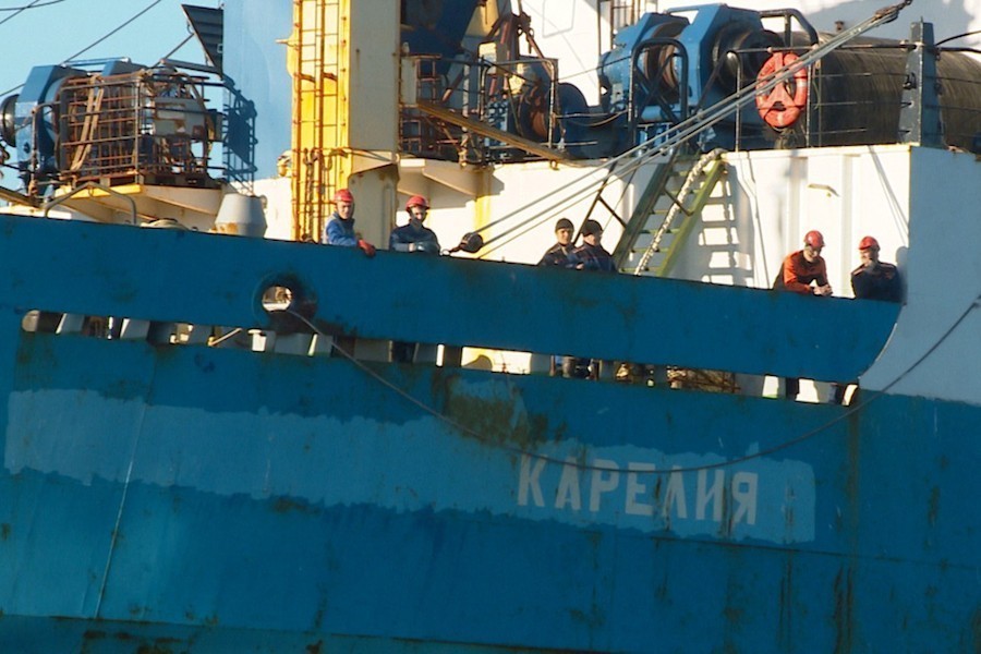 В порт Калининграда зашел «ковидный» траулер «Карелия». Главное