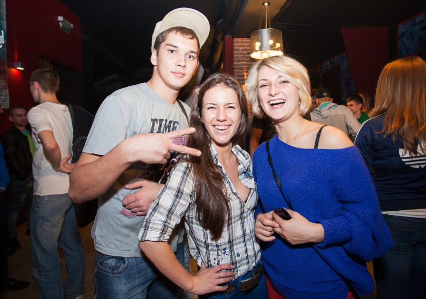 «Суровый рэп»: фоторепортаж с концерта группы Triagrutrika