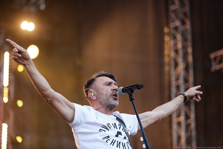 Ехай [очень далеко]: как «Ленинград» вернул жизнь на калининградский стадион