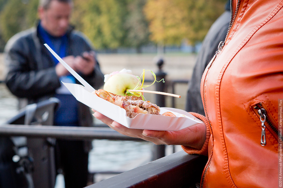 Спасу нет: как прошел благотворительный фестиваль шарлотки