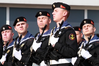 Следствие подозревает, что застрелившегося срочника довели до суицида