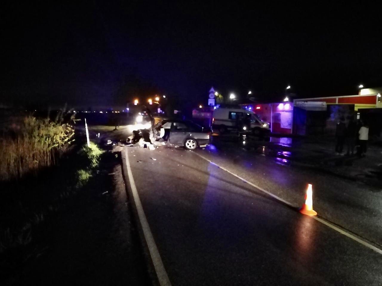 В Гурьевском округе столкнулись «Мерседес» и «Форд», один из водителей — в реанимации