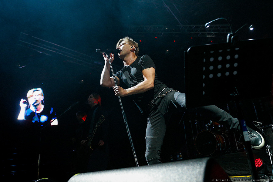 Всё такое немодное: в Калининграде с новой программой выступила группа «Би-2»