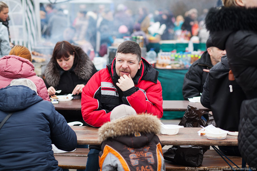 Шашлычная путина: как прошел День салаки в Балтийске