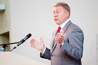 Ярошук признал, что шансов сдать очистные в 2014 году почти нет