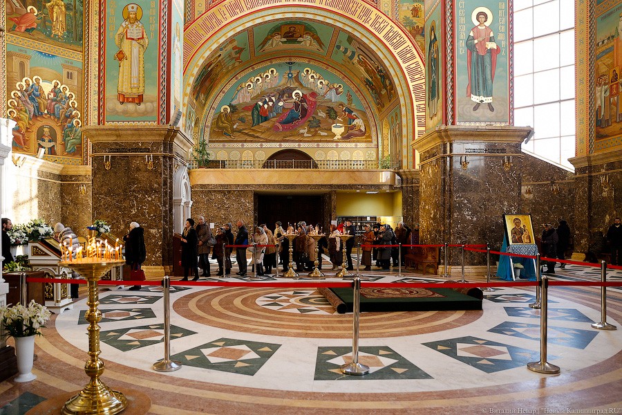 От психбольницы до лавры: в Калининград привезли православные реликвии (фото)