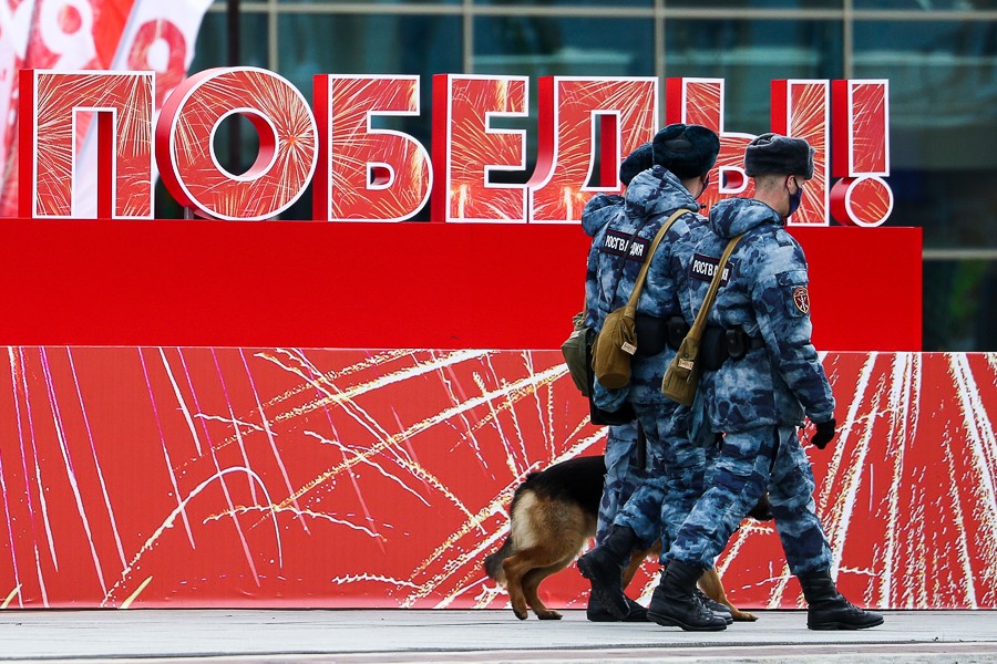 Глава Роспотребнадзора выступила против ослабления ограничений на майские праздники