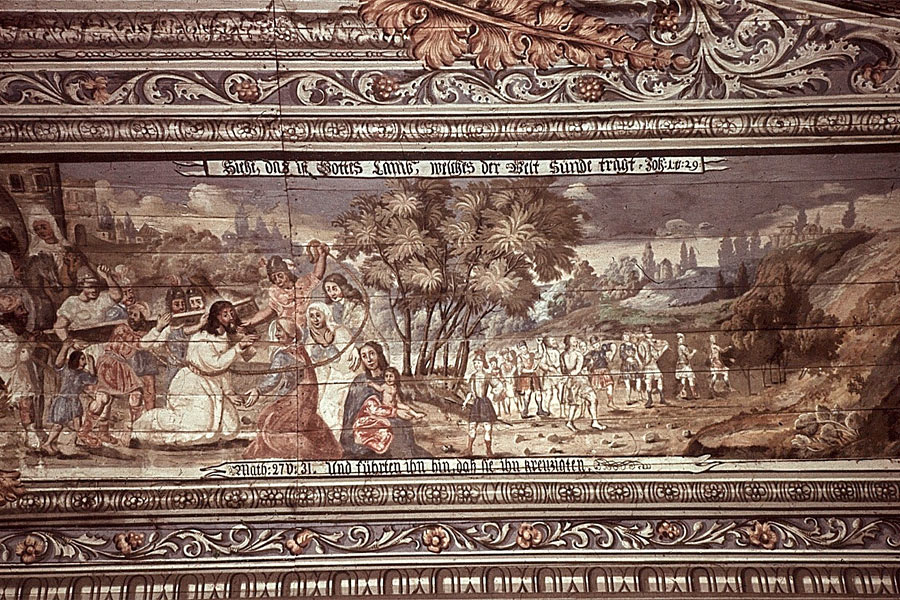 «Фрески и аисты»: вокруг кирхи в посёлке Кумачево идёт судебная тяжба