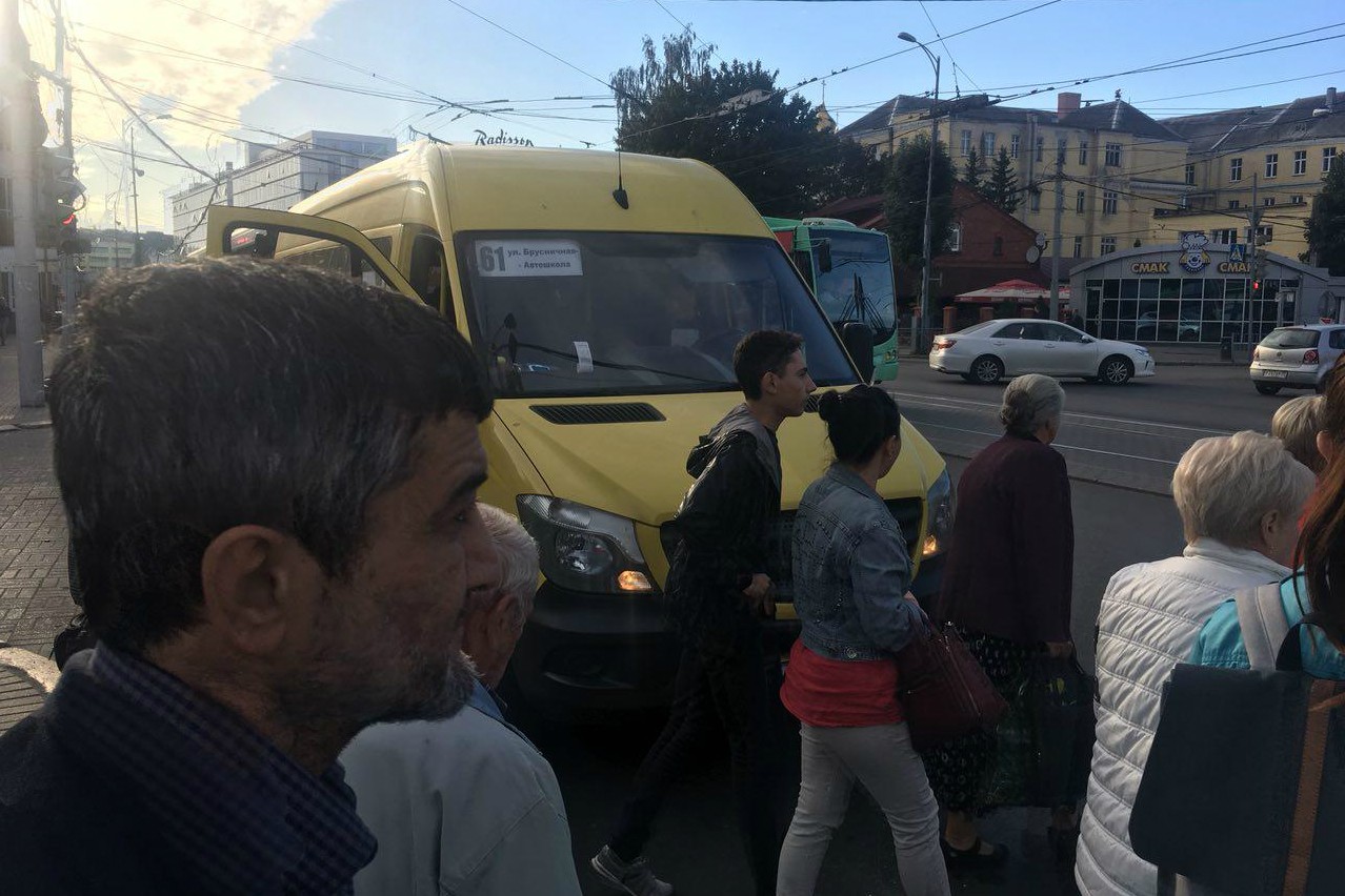 Власти Калининграда предложили замену сошедшим с рейсов маршруткам