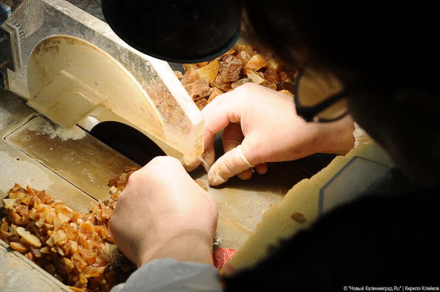 "Патриарший" янтарь: фоторепортаж "Нового Калининграда.Ru"