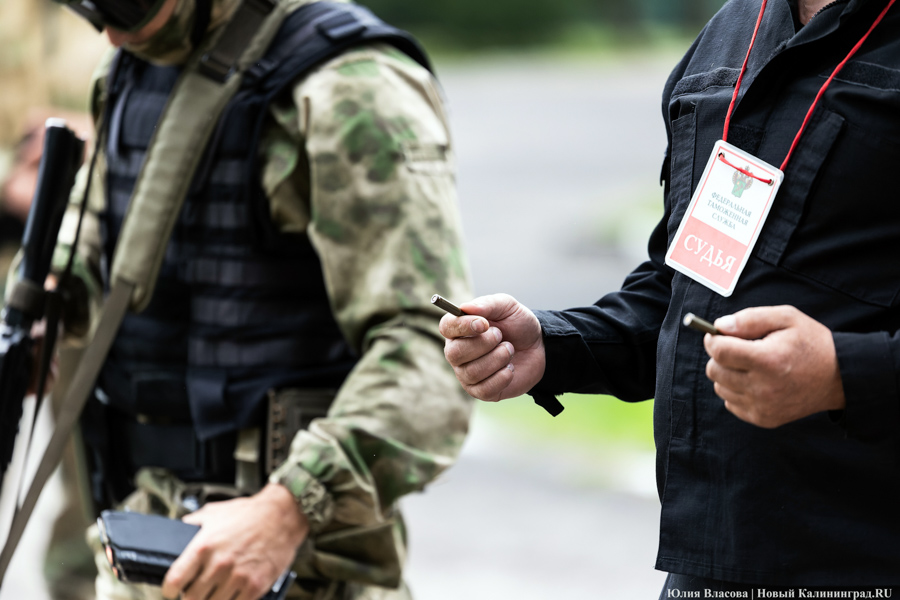 Таможенный спецназ: как проходит чемпионат по служебному двоеборью в Калининградской области (фото)