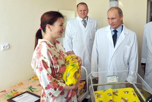 Сказка с печальным концом: умерла от рака мама 7-миллиардного жителя планеты