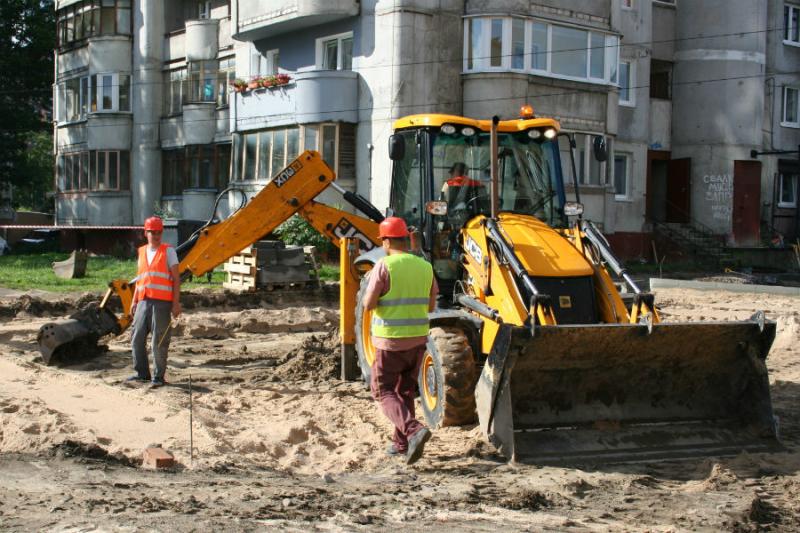 Технические работы табличка. Состояние дорожного покрытия. Ведутся строительные работы табличка. Подготовка территории строительства. Планета идут ремонтные работы.