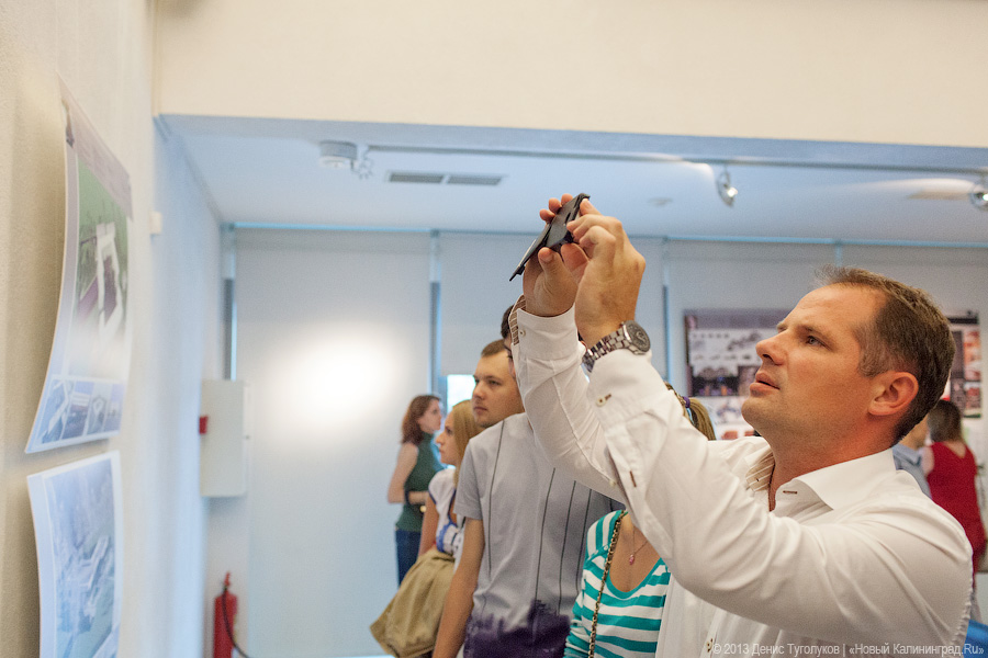 Строители будущего: в Калининграде открылась выставка работ молодых архитекторов