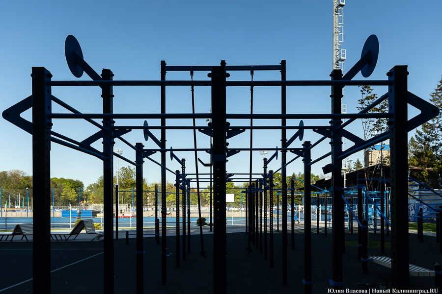 Груши и тренажёры: на месте Западной трибуны стадиона «Балтика» открыли спортплощадку (фото)
