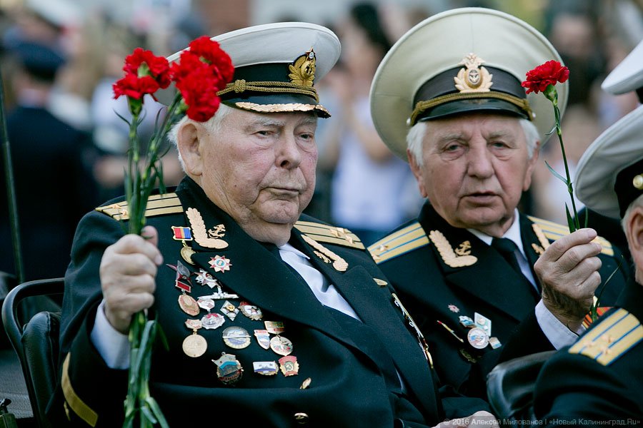 По главной улице с оркестром: как в Калининграде прошёл Парад Победы (фото)