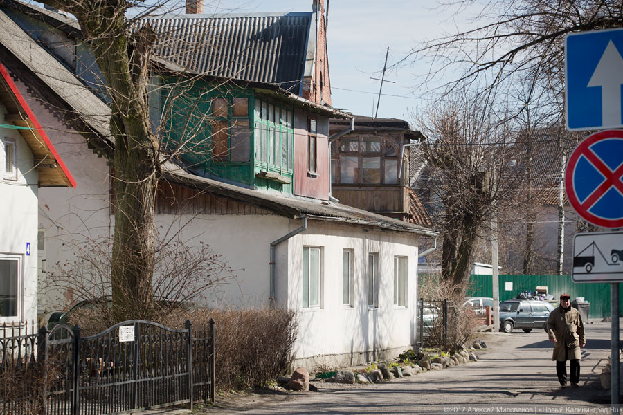 Кранц под снос: власти Зеленоградска освобождают центр от старых домов (фото)