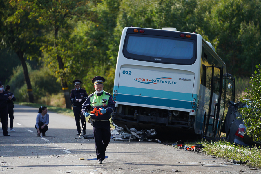 Водителю автобуса, обвиняемому в ДТП с 6 погибшими, предъявили обвинение