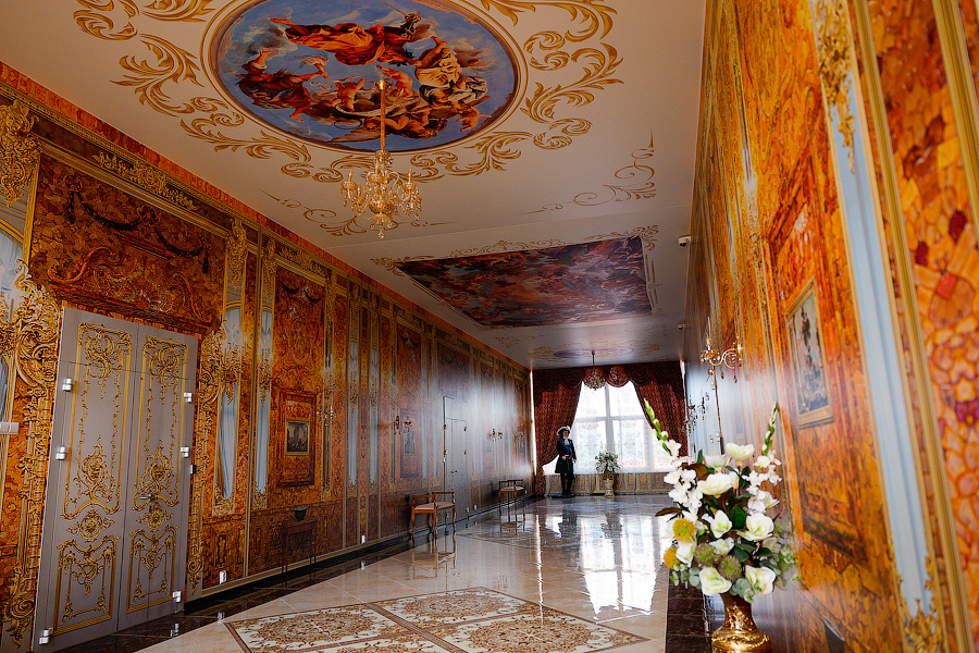 «Янтарь любит человека»: как живет единственный в мире Янтарный комбинат