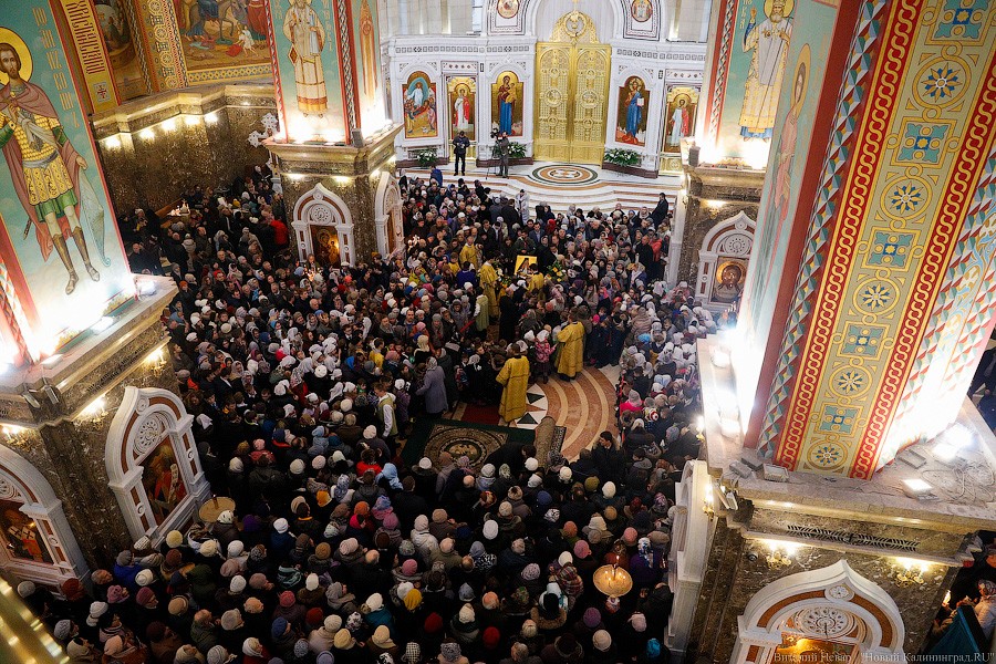 Патриарх и пробки: в Калининград прибыли глава РПЦ и мощи святителя Луки (фото)