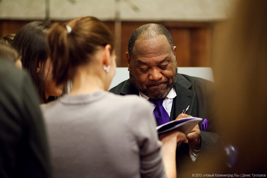 «Из Соединенных Штатов с любовью»: фоторепортаж с концерта «The Brotherhood Singers»