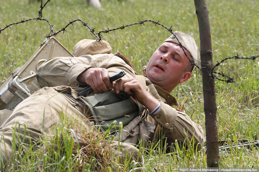 «Ещё одна победа»: фоторепортаж с реконструкции штурма форта №5