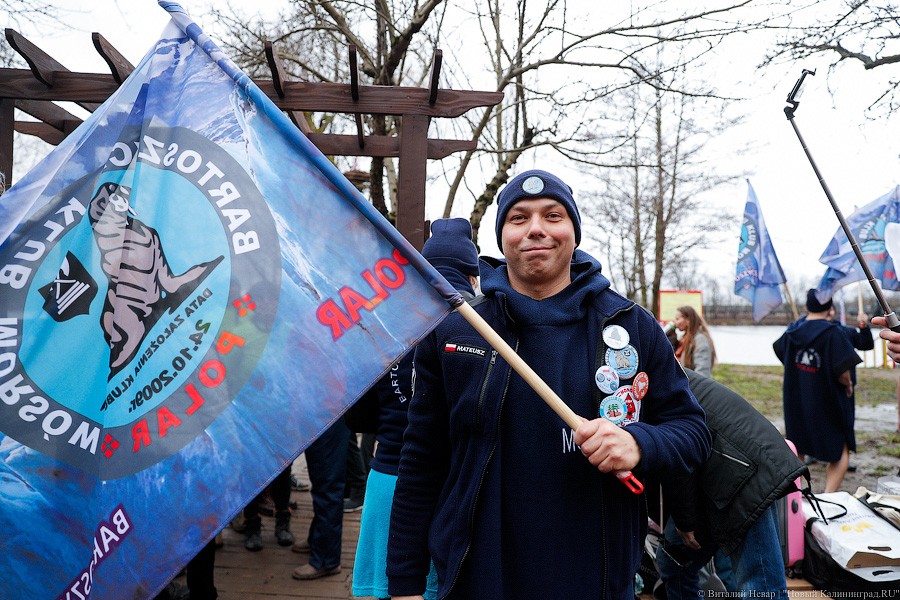 Холодный мир: на Шенфлизе прошли купания польских и калининградских моржей (фото)