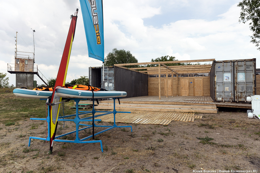 С учетом потребностей: в Прибрежном обустроили пляж для инвалидов-колясочников