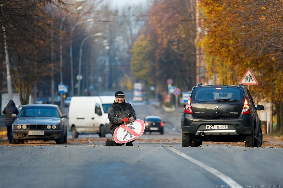Отбойник на табуретке: мост на улице Киевской открыли для транспорта