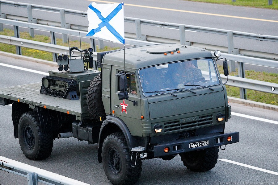 Люпины и «Гиацинты»: передислокация военной техники для парада в Калининграде (фото)