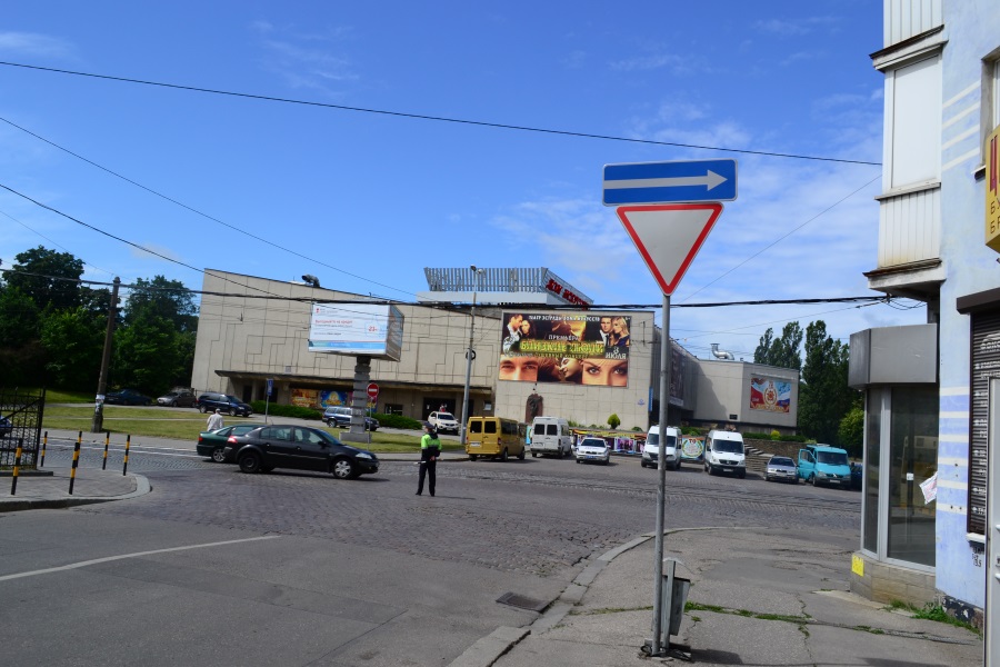 Как я теперь вожу: калининградцы привыкают к одностороннему Ленинскому