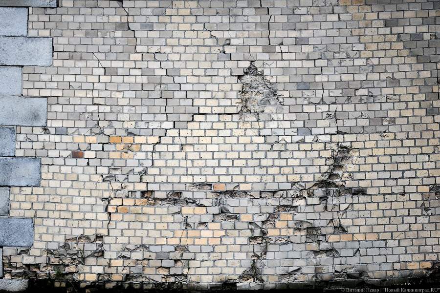 Подарок мэру: как строители успевают ремонтировать Деревянный и Высокий мосты