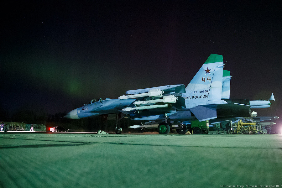 Усиление боеготовности: в Калининград прилетели военные самолеты (фото,видео)