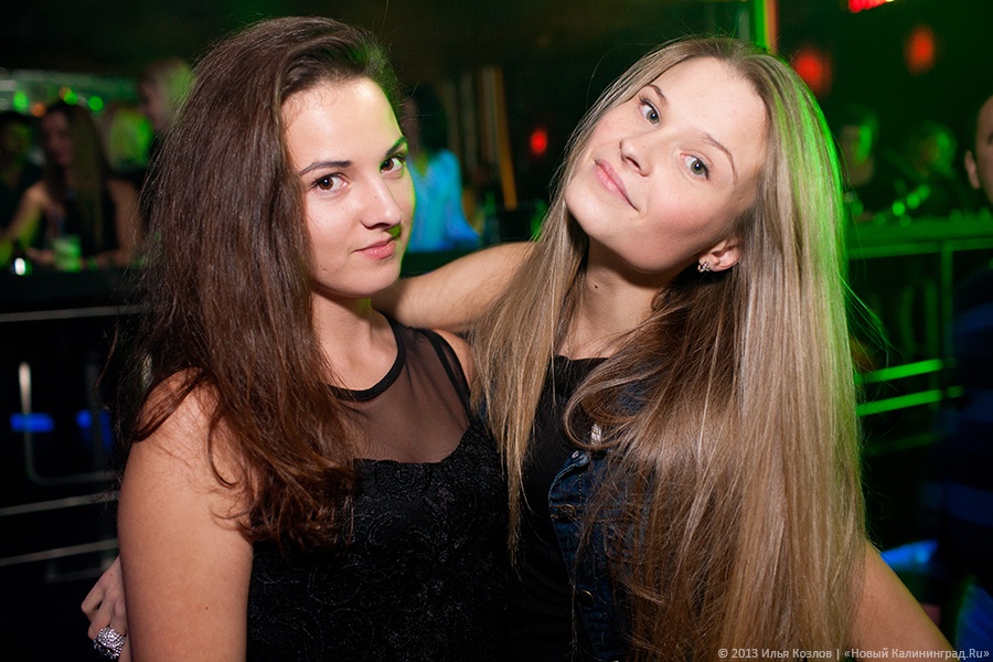 Рокабилли-хаус: фоторепортаж с выступления Drop the Lime в «Платинуме»