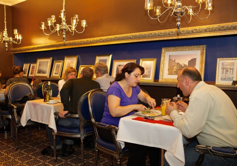 Торжественное открытие новой пиццерии «Дон Ченто» на Красной!