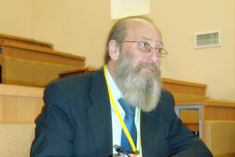 Умер калининградский историк Константин Шустов